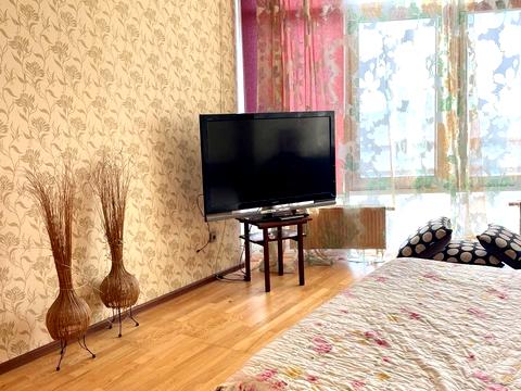 квартира за адресою Володимира Рутківського вул. (Віри Інбер), 5