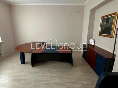 комерційна за адресою Шота Руставелі вул., 18