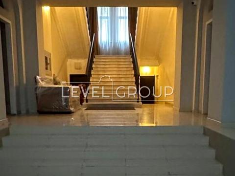 комерційна за адресою Шота Руставелі вул., 18