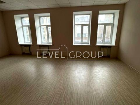 комерційна за адресою Шота Руставелі вул., 18