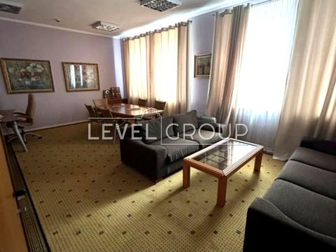 комерційна за адресою Шота Руставелі вул., 18