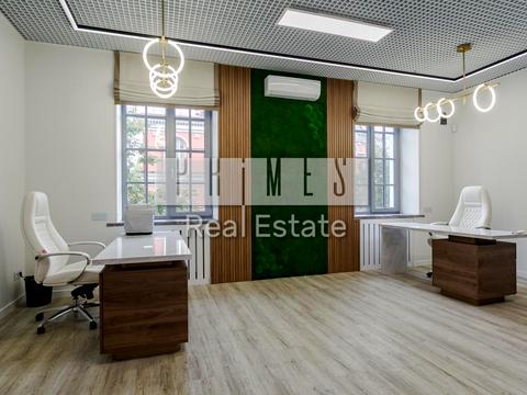 комерційна за адресою Пилипа Орлика вул., 6