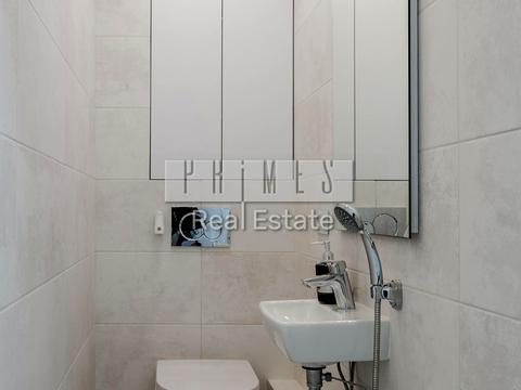 комерційна за адресою Пилипа Орлика вул., 6