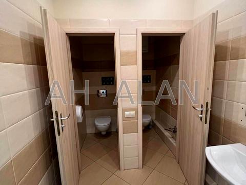 комерційна за адресою Спаська вул., 5