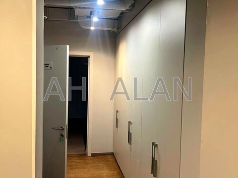 комерційна за адресою Спаська вул., 5