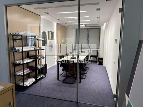 комерційна за адресою Спортивна пл., 1