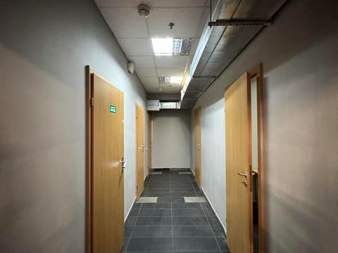 комерційна за адресою Вадима Гетьмана вул., 6