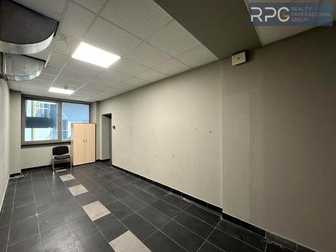 комерційна за адресою Вадима Гетьмана вул., 6