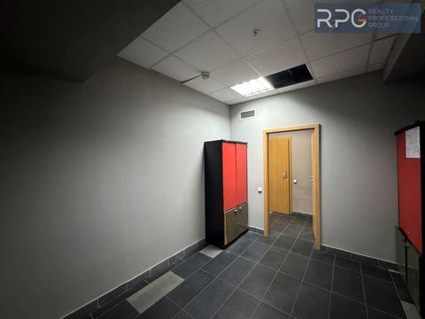 комерційна за адресою Вадима Гетьмана вул., 6