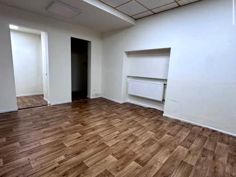 комерційна за адресою Дегтярівська вул., 26