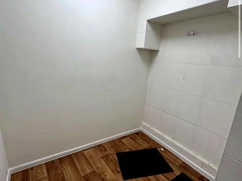 комерційна за адресою Дегтярівська вул., 26