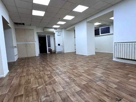 комерційна за адресою Дегтярівська вул., 26