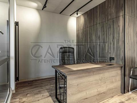 комерційна за адресою Михайла Бойчука вул. (Кіквідзе), 41-Б