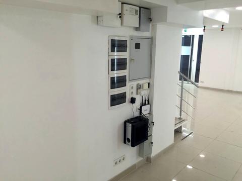 коммерческая по адресу Дмитрия Яворницкого просп. (Карла Маркса), 54