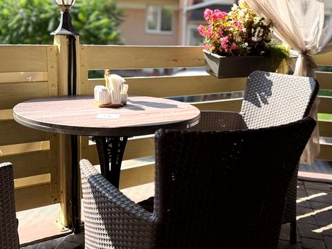 комерційна за адресою Богдана Хмельницького вул., 9-Б