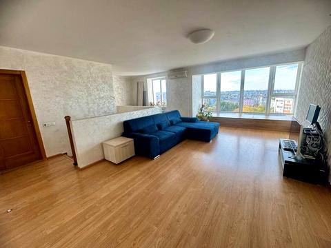 квартира по адресу Менахем-Мендл Шнеерсона ул. (Мініна), 19-А