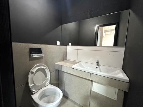 коммерческая по адресу вул.Героїв Рятувальників, 6