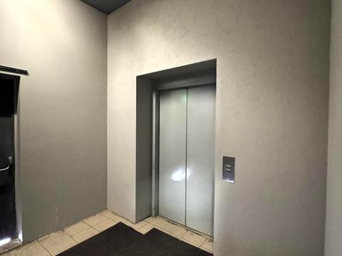 комерційна за адресою Вадима Гетьмана вул., 6