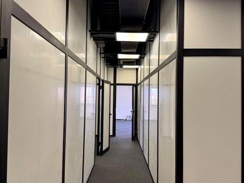 комерційна за адресою Вадима Гетьмана вул., 6