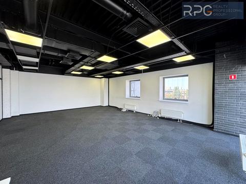 комерційна за адресою Вадима Гетьмана вул., 6