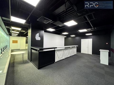 комерційна за адресою Вадима Гетьмана вул., 6