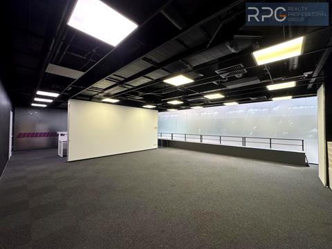 комерційна за адресою Вадима Гетьмана вул., 6