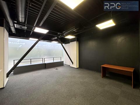 комерційна за адресою Вадима Гетьмана вул., 6