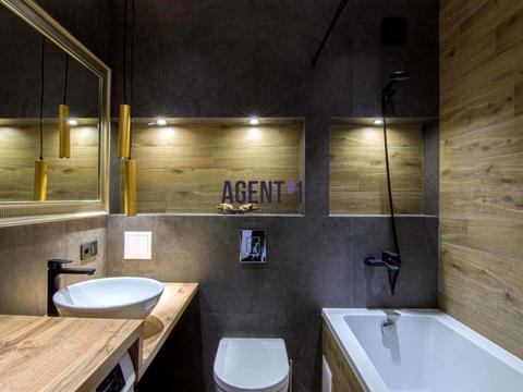 квартира за адресою Свободи вул., 1-C