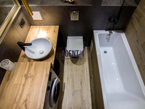 квартира за адресою Свободи вул., 1-C