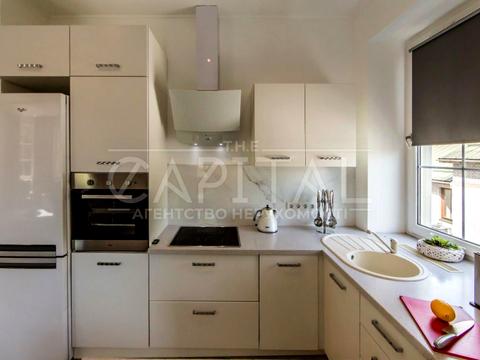 квартира по адресу Докучаевский пер., 8