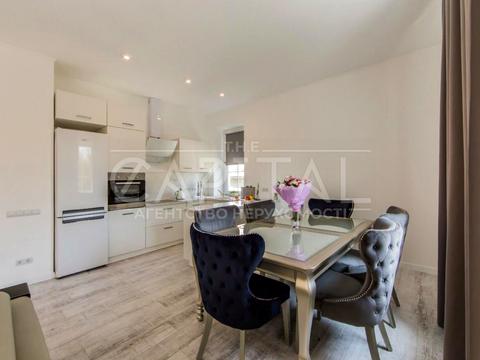 квартира по адресу Докучаевский пер., 8