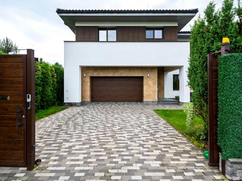 будинок за адресою Анатолія Солов'яненка вул., 238