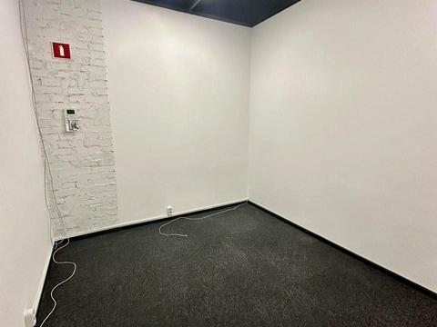 комерційна за адресою Вадима Гетьмана вул., 6