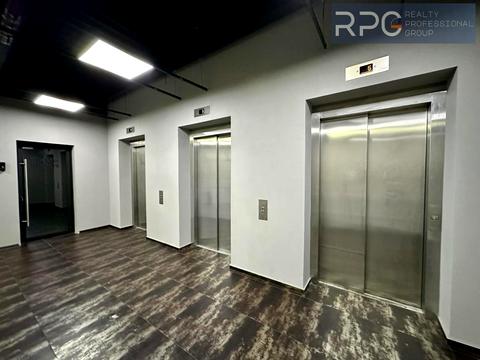 комерційна за адресою Вадима Гетьмана вул., 6