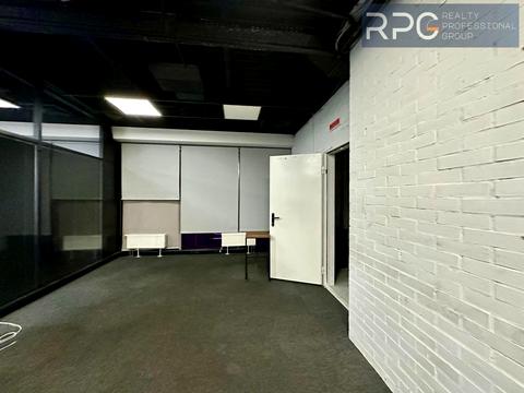 комерційна за адресою Вадима Гетьмана вул., 6