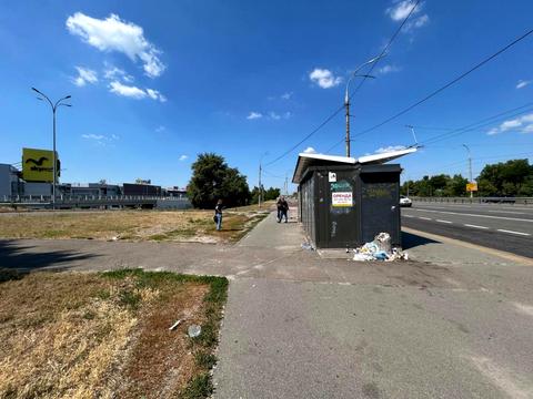 комерційна за адресою Романа Шухевича просп. (Генерала Ватутіна), 2