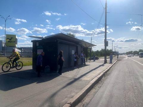 комерційна за адресою Романа Шухевича просп. (Генерала Ватутіна), 2