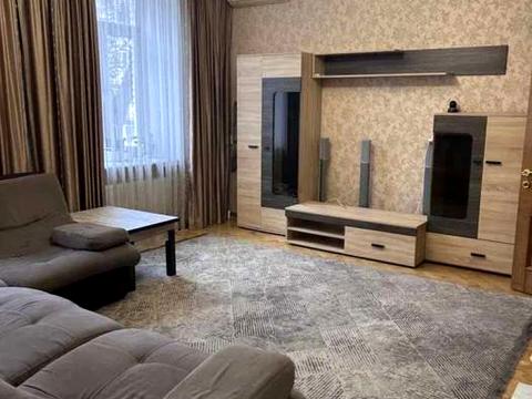 квартира за адресою Митрофана Довнар-Запольського вул., 2/20