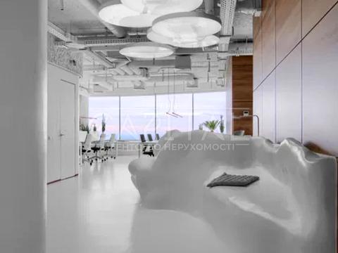 коммерческая по адресу Кловский спуск, 7