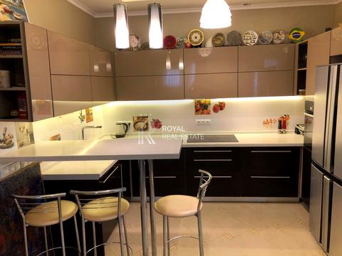 квартира за адресою Миколи Міхновського бульв. (Дружби народів), 14-16