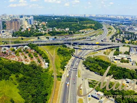 коммерческая по адресу Будіндустрії ул., 1