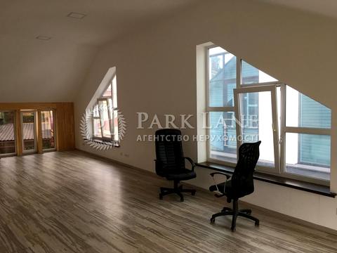 комерційна за адресою Редутна вул., 58