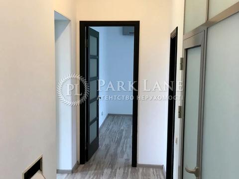 комерційна за адресою Редутна вул., 58