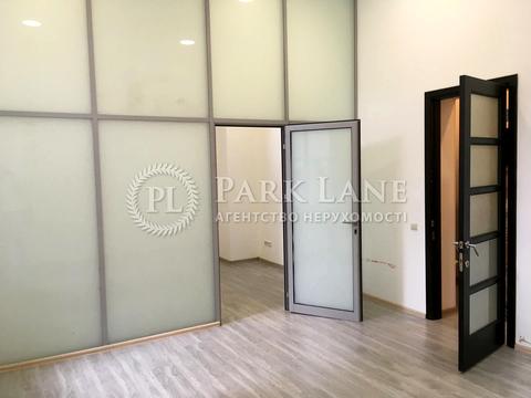 комерційна за адресою Редутна вул., 58