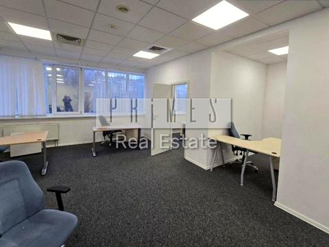 комерційна за адресою Польова вул., 1