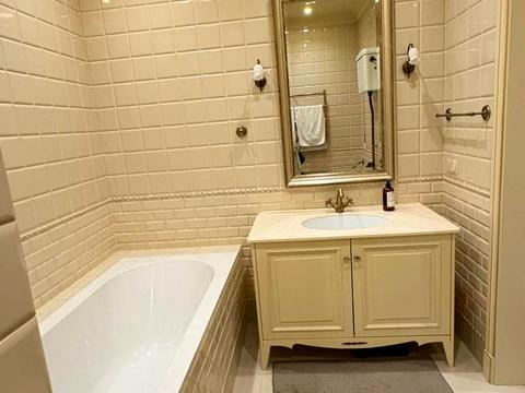 квартира за адресою Андрія Верхогляда вул. (Михайла Драгомирова), 7