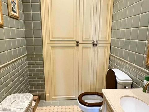 квартира за адресою Андрія Верхогляда вул. (Михайла Драгомирова), 7