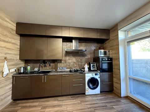 будинок за адресою Озерна вул.