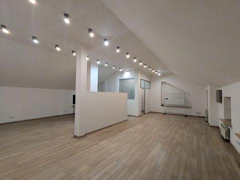 комерційна за адресою Редутна вул., 58