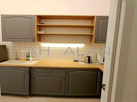 комерційна за адресою Велика Васильківська вул. (Червоноармійська), 23А